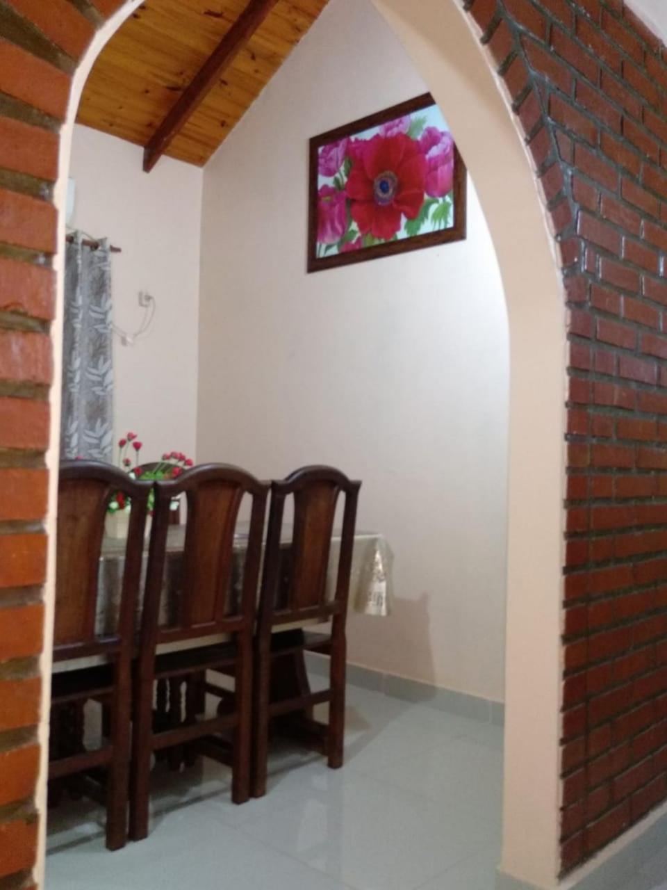 Lo De Chawi Villa Puerto Iguazu Exterior photo
